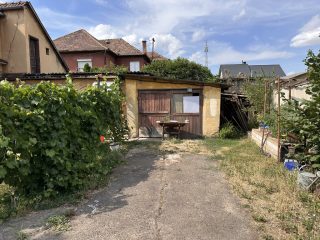 Eladó 82 m²-escsaládi ház Aszód, Belvároshoz közel: 47'900'000 Ft