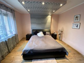 Eladó 110 m²-escsaládi ház Aszód, Berkes utca: 99'900'000 Ft