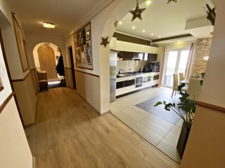 Eladó 110 m²-escsaládi ház Aszód, Berkes utca: 99'900'000 Ft