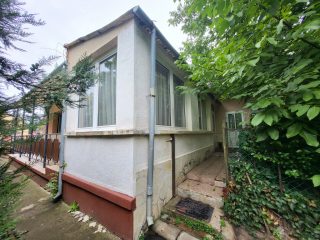 Eladó 120 m²-escsaládi ház Aszód, Központ: 58'800'000 Ft