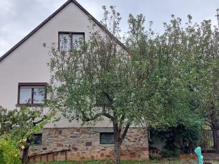 Eladó 90 m²-escsaládi ház Badacsonytomaj, BADACSONYÖRS: 124'900'000 Ft