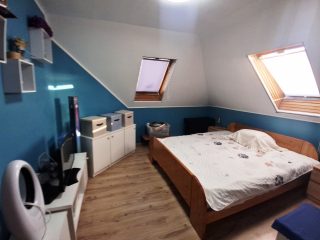 Eladó 120 m²-escsaládi ház Balatonalmádi, Saroktelek: 132'000'000 Ft