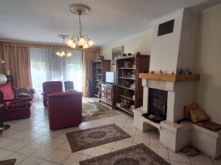 Eladó 215 m²-escsaládi ház Balatonalmádi, Vörösberény: 245'000'000 Ft