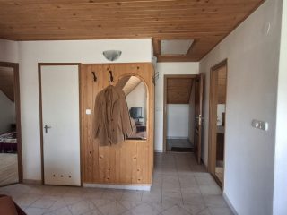 Eladó 215 m²-escsaládi ház Balatonalmádi, Vörösberény: 245'000'000 Ft