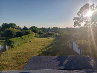 Eladó 310 m²-escsaládi ház Balatonboglár, Családi házas övezet: 150'000'000 Ft