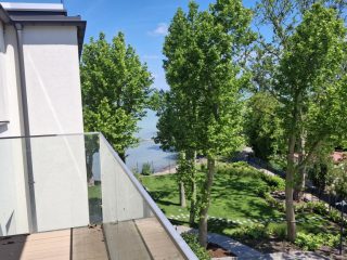Eladó 71 m²-estársasházi lakás Balatonboglár, Vízpart: 129'500'000 Ft
