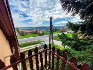 Eladó 320 m²-escsaládi ház Balatonendréd, Balatonendréd utca: 135'000'000 Ft