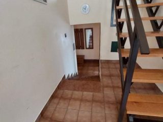 Eladó 320 m²-escsaládi ház Balatonendréd, Balatonendréd utca: 135'000'000 Ft