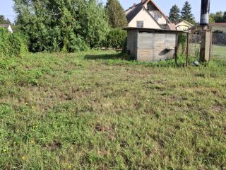 Eladó 552 m²-estelek Balatonfenyves, Könnyen megközelíthető utca: 25'000'000 Ft
