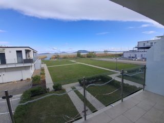 Eladó 49 m²-estársasházi lakás Balatonfenyves, Vízpart: 113'900'000 Ft