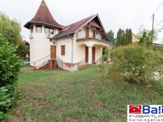 Eladó 330 m²-esegyéb vendéglátó egység Balatonföldvár, Csendes utca: 259'900'000 Ft