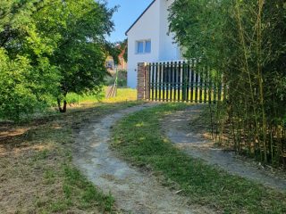 Eladó 844 m²-estelek Balatonfüred, Csendes utca: 71'000'000 Ft
