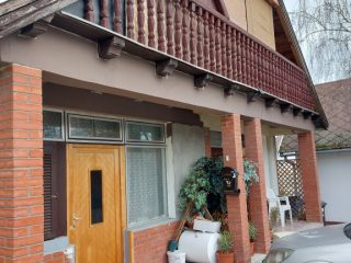 Eladó 83 m²-escsaládi ház Balatonfűzfő, TOBRUK: 55'000'000 Ft