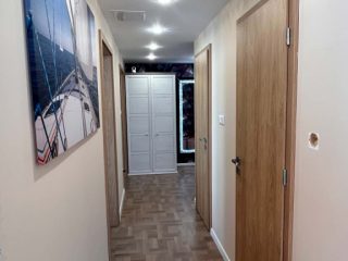 Eladó 60 m²-estársasházi lakás Balatonlelle, Vízpart közeli utca: 121'900'000 Ft