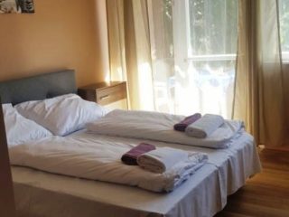 Eladó 400 m²-esüdülő Balatonmáriafürdő, Partközeli utca: 365'000'000 Ft