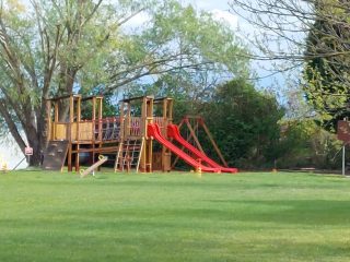 Eladó 95 m²-estársasházi lakás Balatonőszöd, VÍZPART: 147'900'000 Ft