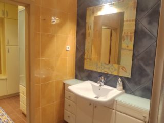 Eladó 95 m²-estársasházi lakás Balatonőszöd, VÍZPART: 147'900'000 Ft