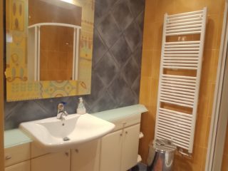 Eladó 95 m²-estársasházi lakás Balatonőszöd, VÍZPART: 147'900'000 Ft