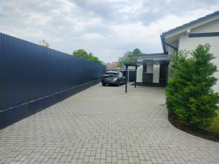 Eladó 138 m²-escsaládi ház Balatonszabadi, Dósza György út: 135'000'000 Ft
