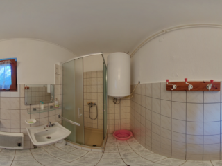 Eladó 350 m²-esegyéb vendéglátó egység Balatonszemes, CSENDES utca: 290'000'000 Ft