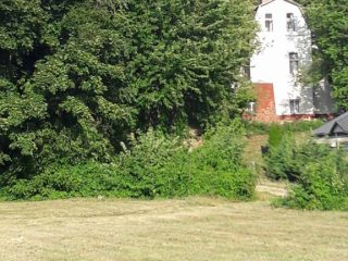 Eladó 300 m²-escsaládi ház Balatonvilágos, Balaton part közeli: 290'000'000 Ft