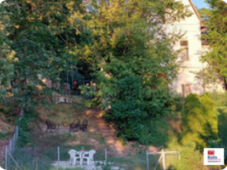 Eladó 300 m²-escsaládi ház Balatonvilágos, Balaton part közeli: 290'000'000 Ft