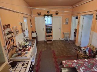 Eladó 85 m²-escsaládi ház Bánréve, Baross G. utca: 19'900'000 Ft
