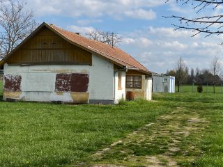 Eladó 120 m²-escsaládi ház Békéscsaba, Réti utca: 33'000'000 Ft