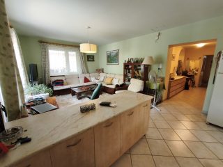 Eladó 130 m²-estársasházi lakás Beloiannisz, Szeptember utca: 62'900'000 Ft