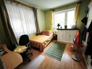 Eladó 130 m²-estársasházi lakás Beloiannisz, Szeptember utca: 62'900'000 Ft
