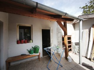 Eladó 130 m²-estársasházi lakás Beloiannisz, Szeptember utca: 62'900'000 Ft