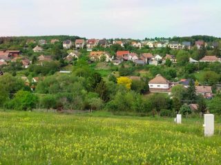 Eladó 1949 m²-estelek Berkenye, Bérc utca: 26'400'000 Ft