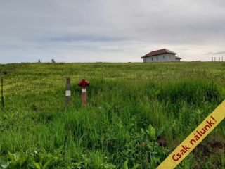 Eladó 1125 m²-estelek Berkenye, Bérc utca: 17'526'000 Ft