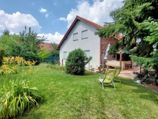 Eladó 240 m²-escsaládi ház Berkenye, Ifjúság útja: 129'900'000 Ft