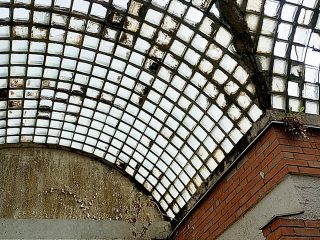 Eladó 400 m²-escsaládi ház Biatorbágy, Füzes patak közelében utca: 215'000'000 Ft