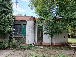 Eladó 400 m²-escsaládi ház Biatorbágy, Füzes patak közelében utca: 215'000'000 Ft