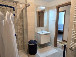 Kiadó 95 m²-estársasházi lakás Biatorbágy, Kőris utca: 399'000 Ft