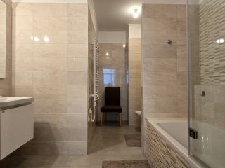 Kiadó 95 m²-estársasházi lakás Biatorbágy, Kőris utca: 399'000 Ft