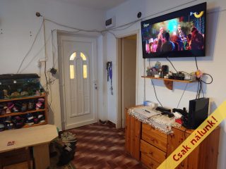 Eladó 211 m²-escsaládi ház Bodajk, Petőfi Sándor utca: 76'000'000 Ft