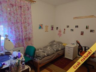 Eladó 188 m²-escsaládi ház Bodajk, Petőfi Sándor utca: 120'000'000 Ft