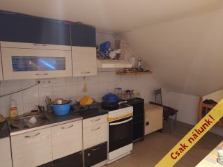 Eladó 188 m²-escsaládi ház Bodajk, Petőfi Sándor utca: 120'000'000 Ft