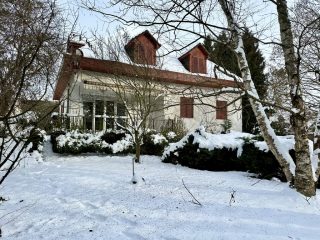 Eladó 330 m²-escsaládi ház Budakalász (Budakalász) , Budakalász: 209'000'000 Ft