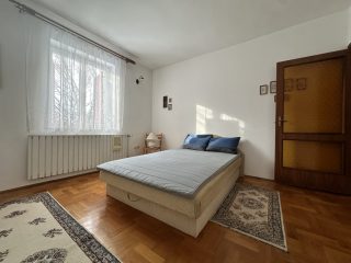 Eladó 330 m²-escsaládi ház Budakalász (Budakalász) , Budakalász: 209'000'000 Ft