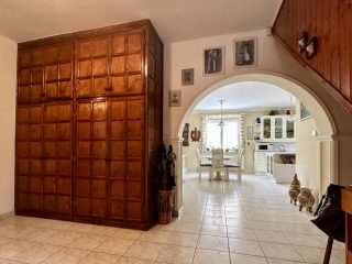 Eladó 330 m²-escsaládi ház Budakalász (Budakalász) , Budakalász: 209'000'000 Ft