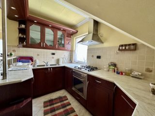 Eladó 210 m²-escsaládi ház Budakalász (Budakalász) , Budakalász: 179'000'000 Ft