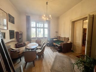 Eladó 140 m²-escsaládi ház Budakalász, Pomázi út: 199'000'000 Ft