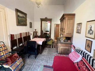 Eladó 140 m²-escsaládi ház Budakalász, Pomázi út: 199'000'000 Ft