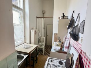 Eladó 140 m²-escsaládi ház Budakalász, Pomázi út: 199'000'000 Ft