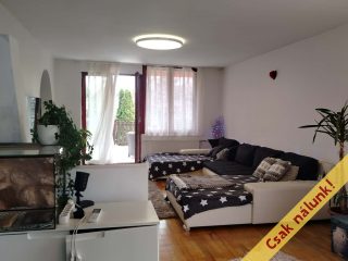 Eladó 240 m²-escsaládi ház Budakeszi, Barackvirág utca: 219'000'000 Ft