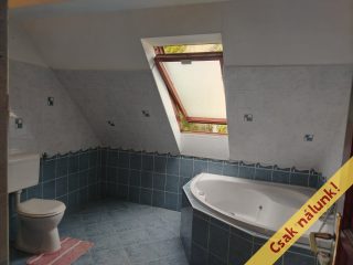 Eladó 240 m²-escsaládi ház Budakeszi, Barackvirág utca: 219'000'000 Ft